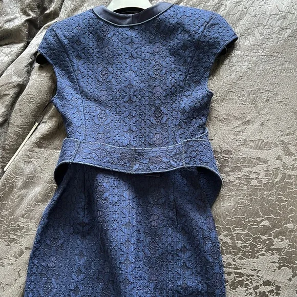 SCANLAN THEODORE Corded Lace & Silk Trim Shoulder Pad Midi Zip Dress NWT - XS/0